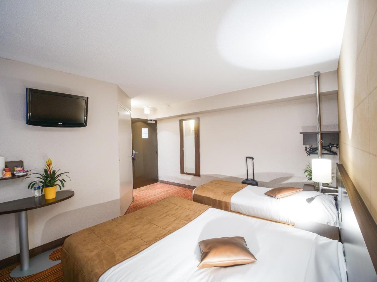 Hotel Inn Design Poitiers Sud Exterior photo