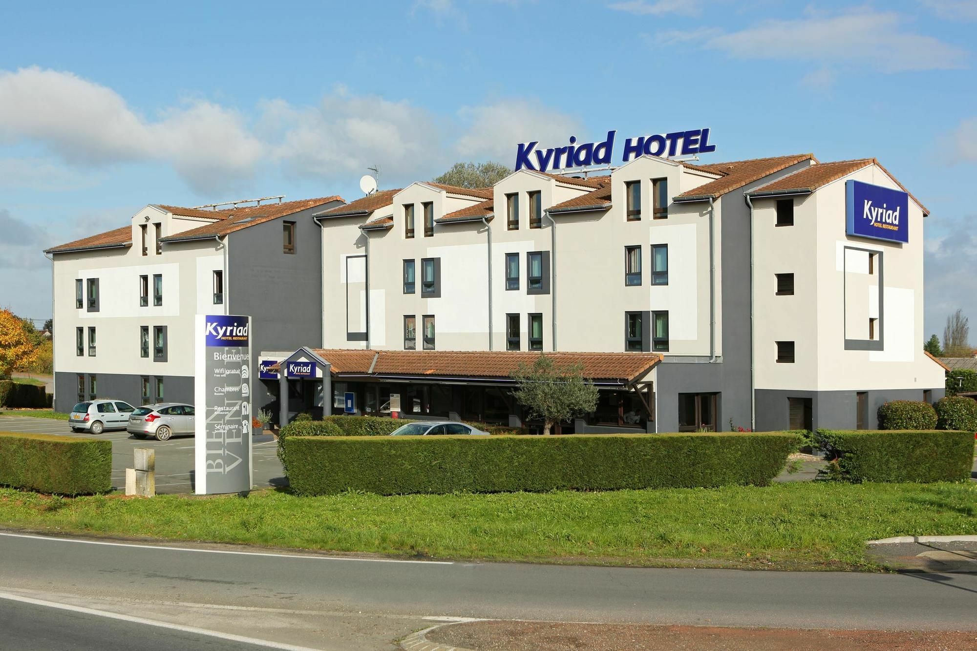 Hotel Inn Design Poitiers Sud Exterior photo